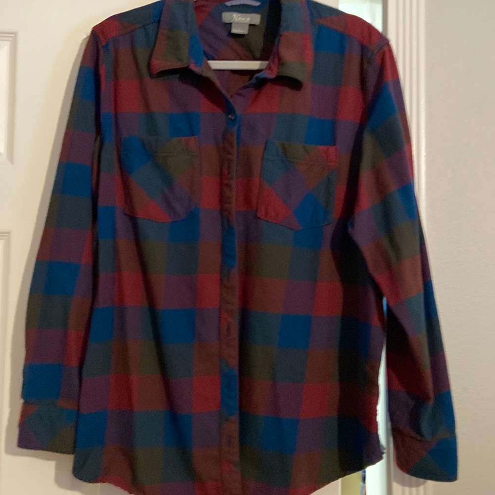Ladies flannel shirt 1x